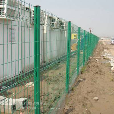 四川成都重庆桃形柱护栏网厂家 品质护栏的专业选择